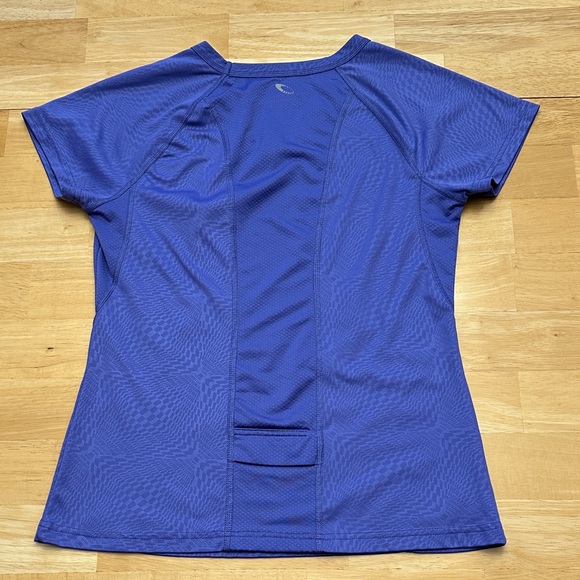 Tek Gear Purple V-Neck Women's Tee - Picture 8 of 10